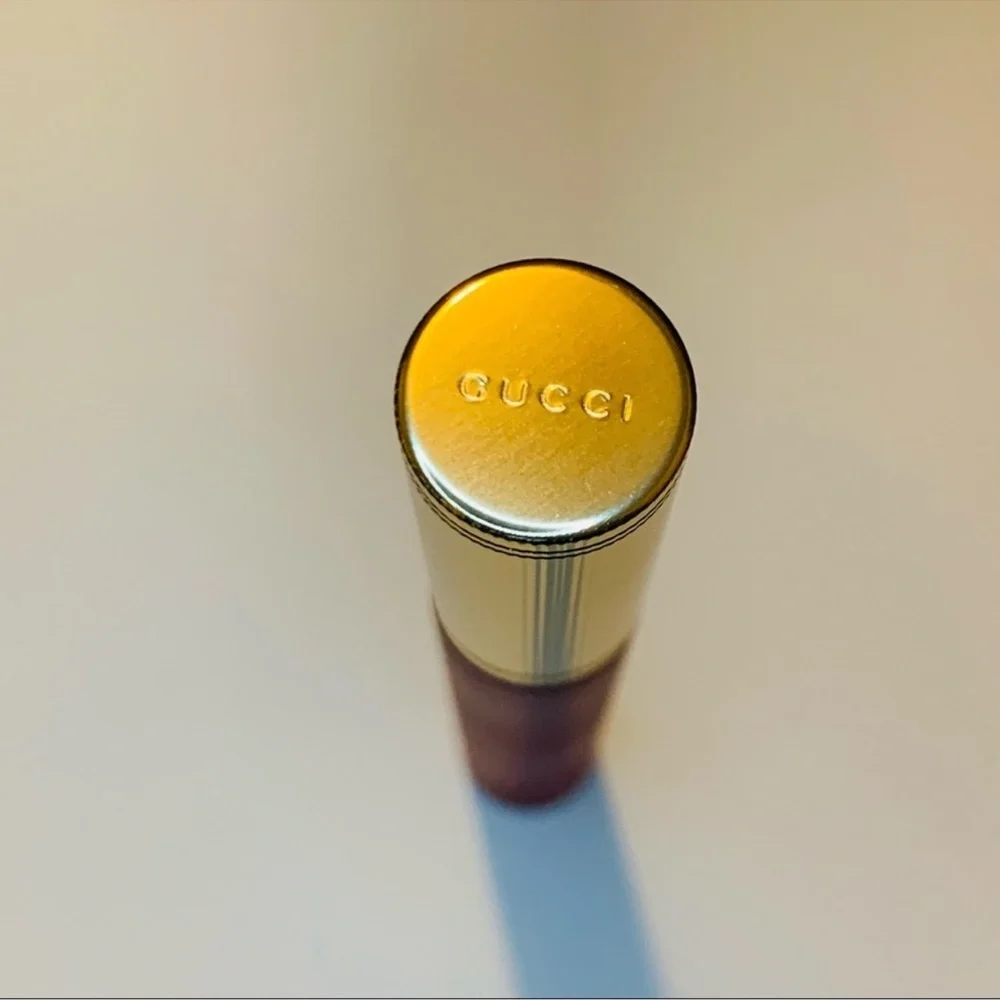 Gucci | Lipstick | Rouge A Levres Liquide Mat | Goldie Red